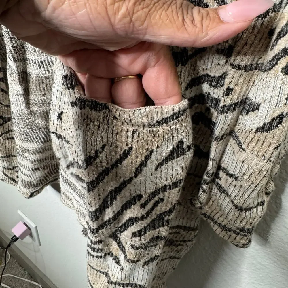 Chico’s Women’s 0 Small Open‎ Front Zebra Animal Print Cardigan Sweater Neutral